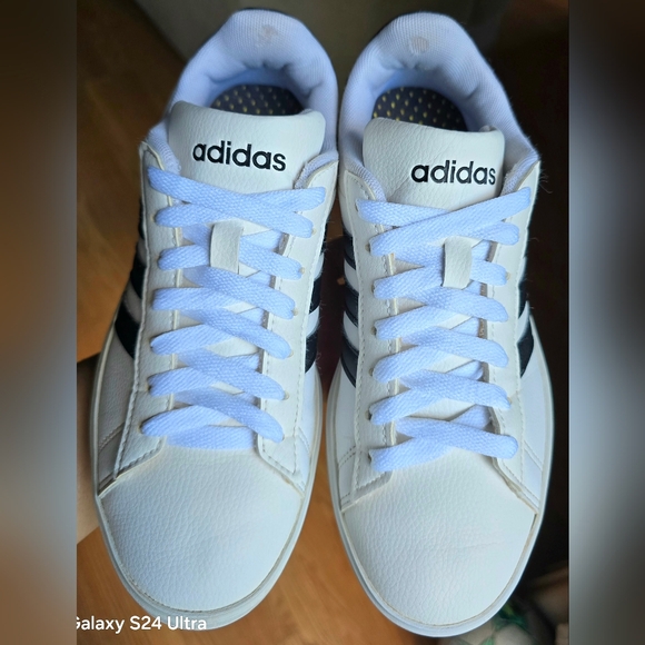 Adidas Grand Court 2.0 White Leather Women's Casual Shoes, Sz 6.5 - Picture 2 of 8